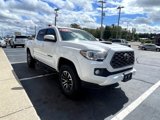 Used 2021 Toyota Tacoma TRD Sport w/ Technology Package image 4