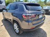 Used 2022 Jeep Compass Latitude image 3