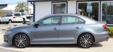 Used 2017 Volkswagen Jetta Sport image 2