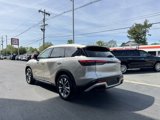 Used 2024 INFINITI QX60 Luxe w/ Vision Package image 3