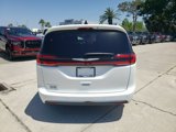 New 2025 Chrysler Pacifica Select image 3
