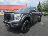 Used 2021 Nissan Titan SV w/ SV Convenience Package image 3