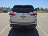 Used 2019 Toyota Highlander XLE image 4