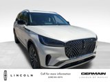 New 2025 Lincoln Aviator AWD image 3
