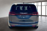 Used 2023 Chrysler Pacifica Touring-L image 5