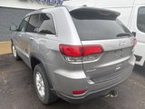 Used 2020 Jeep Grand Cherokee Laredo E image 3