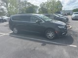 Certified 2023 Chrysler Pacifica Touring-L image 4