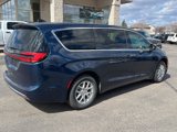 New 2025 Chrysler Pacifica Select image 6