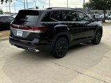 New 2026 Volkswagen Atlas SE image 5