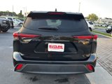 Certified 2024 Toyota Highlander XLE image 4