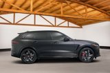 Used 2022 Jaguar F-PACE SVR image 6