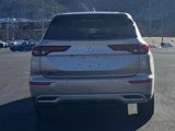 Used 2024 Mitsubishi Outlander SE image 5