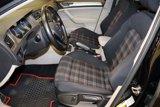 Used 2017 Volkswagen Golf S image 2