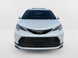Used 2022 Toyota Sienna Limited image 2