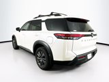 Used 2024 Nissan Pathfinder SV image 5