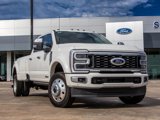 Used 2025 Ford F450 Platinum image 3