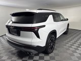 New 2025 Chevrolet Traverse LT w/ Enhanced Driving Package image 5