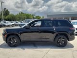 Used 2025 Jeep Grand Cherokee Limited w/ Black Appearance Package image 3