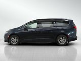 Used 2021 Chrysler Pacifica Touring image 2