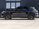 Certified 2025 Porsche Cayenne image 2