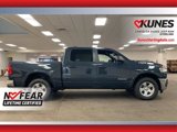 New 2025 RAM 1500 4x4 Crew Cab image 3