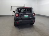 Used 2021 Jeep Renegade Latitude image 6
