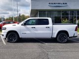 New 2025 RAM 1500 4x4 Crew Cab image 2