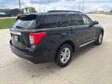 Used 2023 Ford Explorer XLT w/ Equipment Group 202A image 4