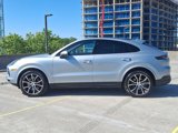 Used 2022 Porsche Cayenne Coupe image 2