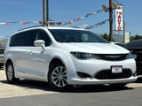 Used 2018 Chrysler Pacifica Touring-L w/ Premium Audio Group image 3