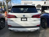 Used 2023 BMW X5 xDrive45e image 3