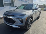 Used 2025 Chevrolet TrailBlazer LT image 3