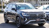 New 2025 Volkswagen Atlas Peak Edition SE image 5