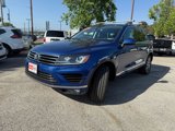 Used 2016 Volkswagen Touareg VR6 image 6