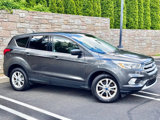 Used 2019 Ford Escape SE image 5