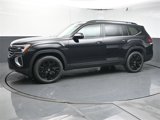 New 2025 Volkswagen Atlas SE image 4