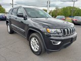 Used 2018 Jeep Grand Cherokee Laredo image 3