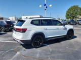 New 2026 Volkswagen Atlas Peak Edition image 2