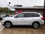 Used 2017 Nissan Pathfinder SV image 3