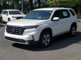 New 2025 Honda Pilot EX-L image 3