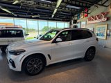 Used 2020 BMW X5 xDrive40i w/ M Sport Package image 3