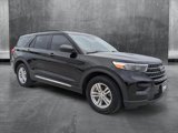 Used 2023 Ford Explorer XLT image 3