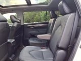 Certified 2024 Toyota Highlander Platinum image 5