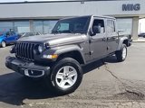 Used 2023 Jeep Gladiator Sport image 2