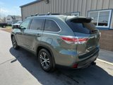 Used 2016 Toyota Highlander XLE image 6