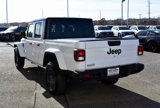 New 2025 Jeep Gladiator Sport image 3