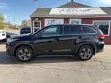 Used 2019 Toyota Highlander Limited Platinum image 2