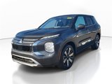 New 2025 Mitsubishi Outlander SE image 3