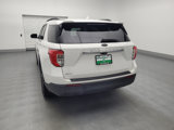 Used 2020 Ford Explorer XLT image 6