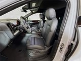 Used 2025 Porsche Cayenne S image 5